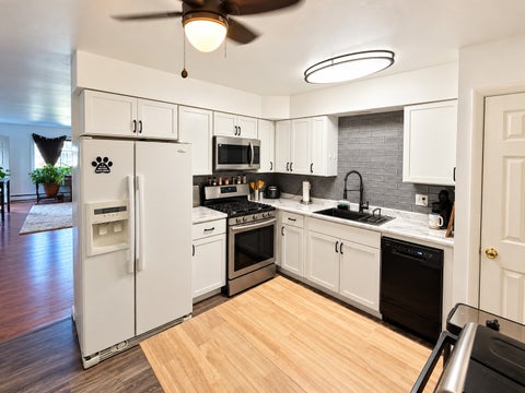 Tiny photo for 1313 Rebecca Road #104, Lombard, IL 60148 (MLS # 12787394)
