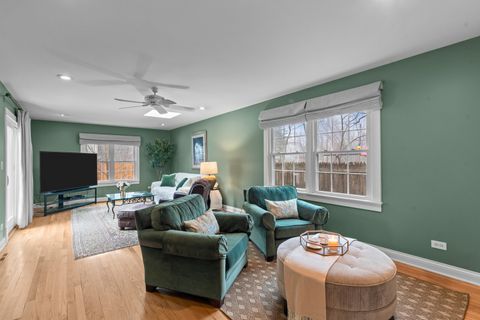 Tiny photo for 346 Spruce Avenue, Lake Forest, IL 60045 (MLS # 12609823)