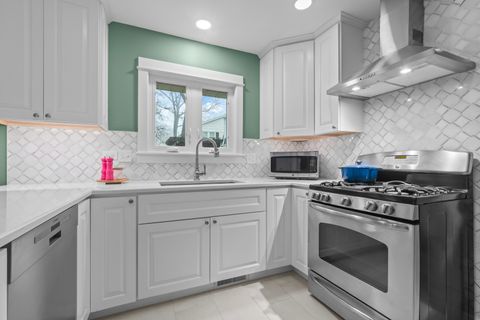 Tiny photo for 346 Spruce Avenue, Lake Forest, IL 60045 (MLS # 12609823)