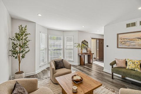 Tiny photo for 14210 S Lakeridge Drive, Plainfield, IL 60544 (MLS # 12642643)