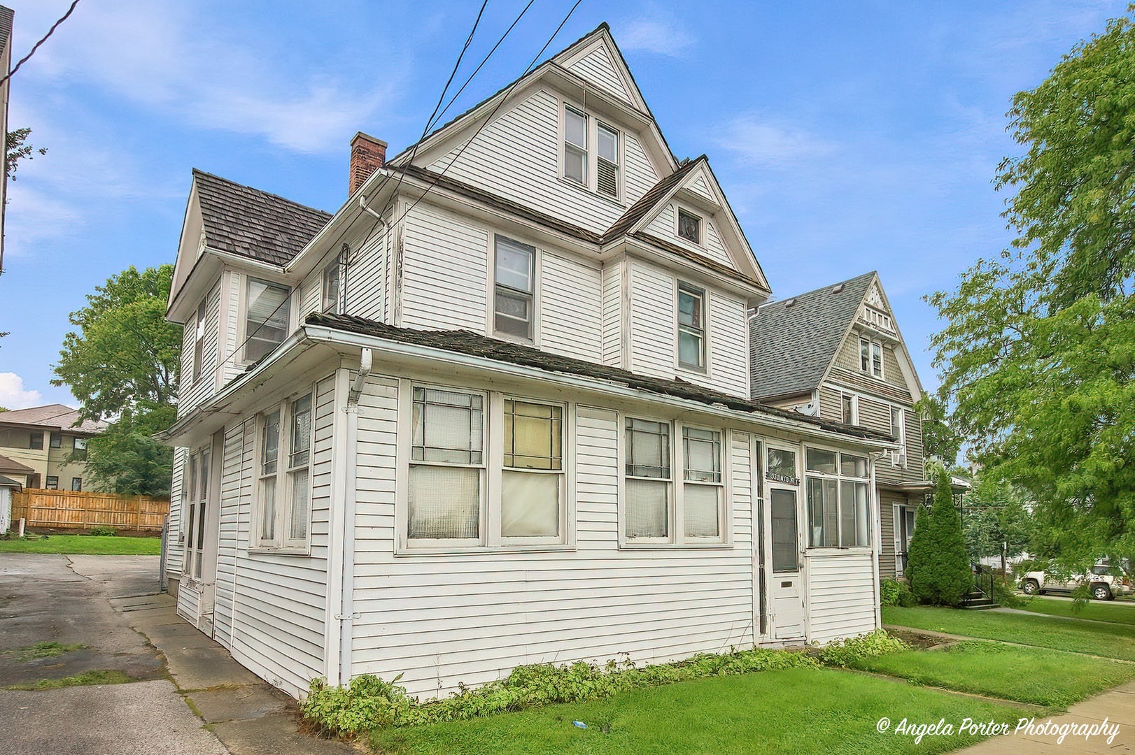 330 N County Street