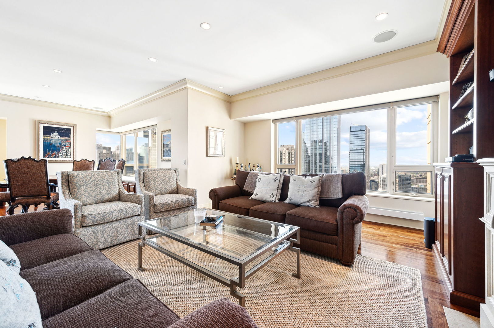 800 N Michigan Avenue 3603