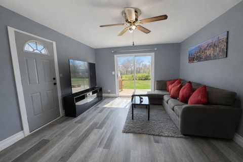 Tiny photo for Rolling Meadows, IL 60008 (MLS # 12601205)