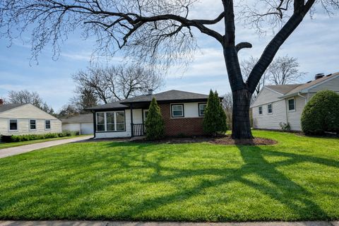Photo of Rolling Meadows, IL 60008 (MLS # 12601205)