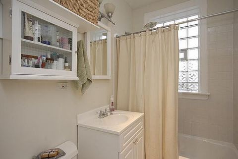 Tiny photo for 3135 W LELAND Avenue #3W, Chicago, IL 60625 (MLS # 12403594)