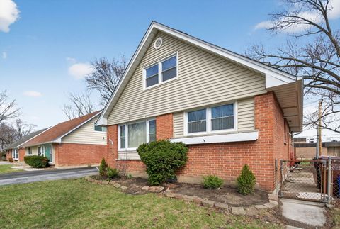 Tiny photo for 16827 GLEN OAKS Drive, Country Club Hills, IL 60478 (MLS # 12595110)