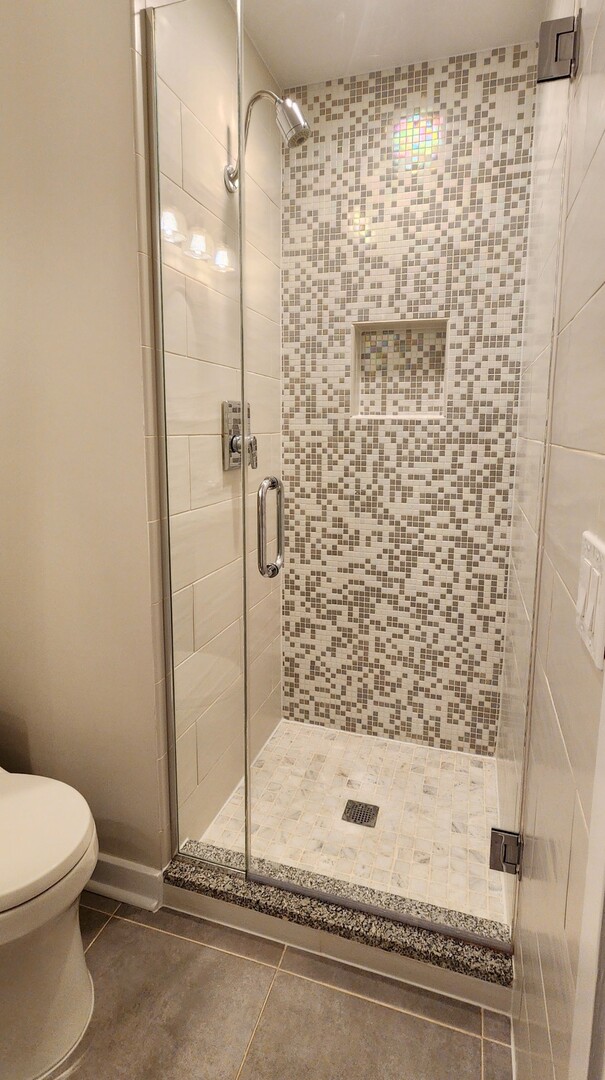 333 W Hubbard Street 607