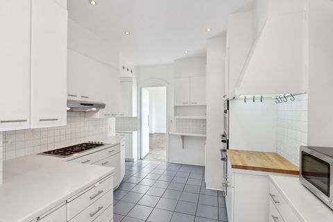 Tiny photo for 421 W Melrose Street #21AD, Chicago, IL 60657 (MLS # 12442695)