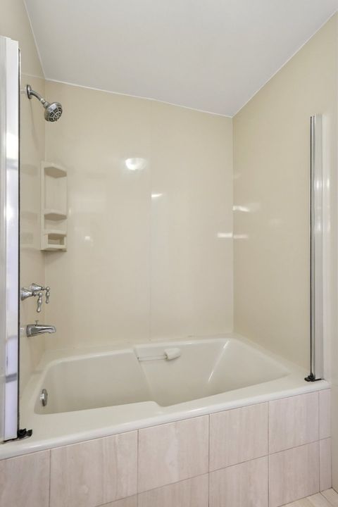 Tiny photo for 421 W Melrose Street #21AD, Chicago, IL 60657 (MLS # 12442695)