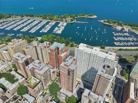 Tiny photo for 421 W Melrose Street #21AD, Chicago, IL 60657 (MLS # 12442695)