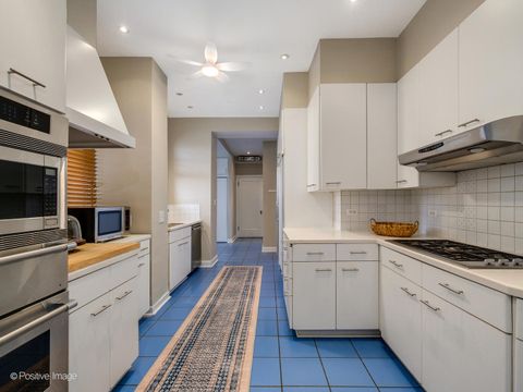 Tiny photo for 421 W Melrose Street #21AD, Chicago, IL 60657 (MLS # 12442695)