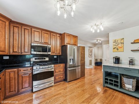 Tiny photo for 651 Garth Road, Wheeling, IL 60090 (MLS # 12577074)