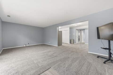 Tiny photo for 643 N Carroll Parkway #210B, Glenwood, IL 60425 (MLS # 12676401)