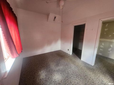 Tiny photo for 209 S MAIN Street, Pinckneyville, IL 62274 (MLS # EB459026)