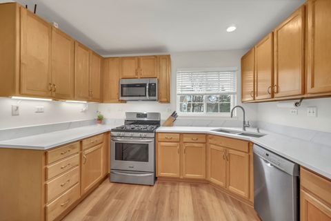 Tiny photo for Vernon Hills, IL 60061 (MLS # 12571611)