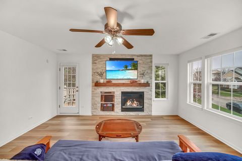 Tiny photo for Vernon Hills, IL 60061 (MLS # 12571611)