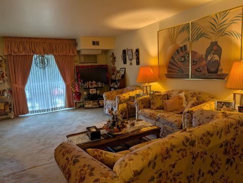 Tiny photo for 2315 E OLIVE Street #2G, Arlington Heights, IL 60004 (MLS # 12451475)