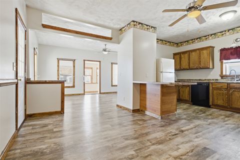 Tiny photo for 817 W Madison Street, Pontiac, IL 61764 (MLS # 12546621)