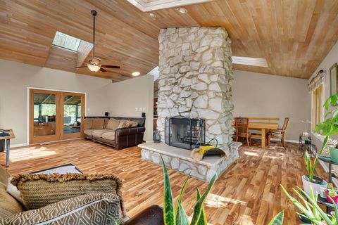 Tiny photo for 21400 Lisa Lane, Steger, IL 60475 (MLS # 12444678)