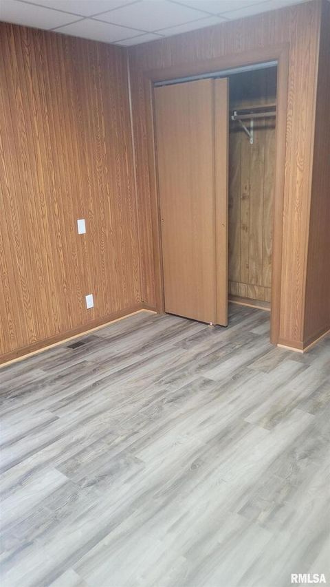 Tiny photo for 211 W Bryan Street, Herrin, IL 62948 (MLS # EB456944)