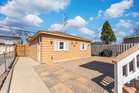 Tiny photo for 9020 W 22nd Place, North Riverside, IL 60546 (MLS # 12602614)
