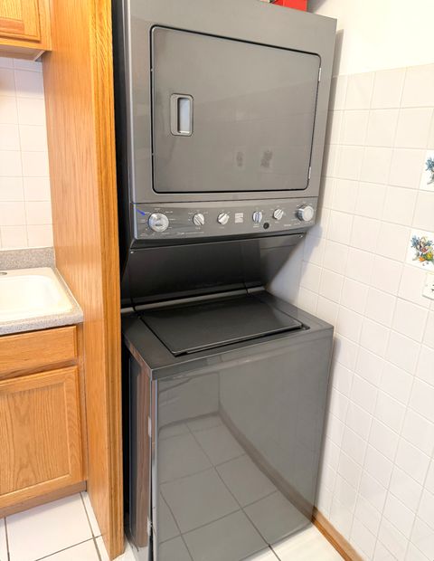 Tiny photo for 9407 S Roberts Road #3SE, Hickory Hills, IL 60457 (MLS # 12565788)