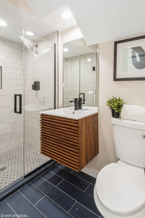 Tiny photo for 725 Locust Road, Wilmette, IL 60091 (MLS # 12489371)