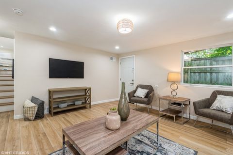Tiny photo for 725 Locust Road, Wilmette, IL 60091 (MLS # 12489371)