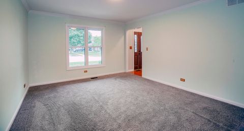 Tiny photo for 2705 Colonial Drive, Elgin, IL 60124 (MLS # 12381841)
