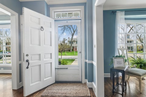 Tiny photo for 630 S Beverly Lane, Arlington Heights, IL 60005 (MLS # 12742684)