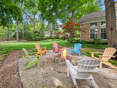 Tiny photo for 630 S Beverly Lane, Arlington Heights, IL 60005 (MLS # 12742684)