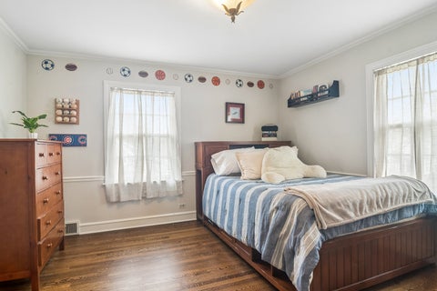 Tiny photo for 630 S Beverly Lane, Arlington Heights, IL 60005 (MLS # 12742684)