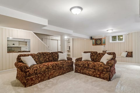 Tiny photo for 630 S Beverly Lane, Arlington Heights, IL 60005 (MLS # 12742684)