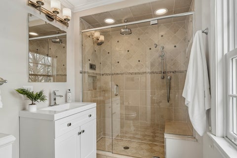 Tiny photo for 630 S Beverly Lane, Arlington Heights, IL 60005 (MLS # 12742684)