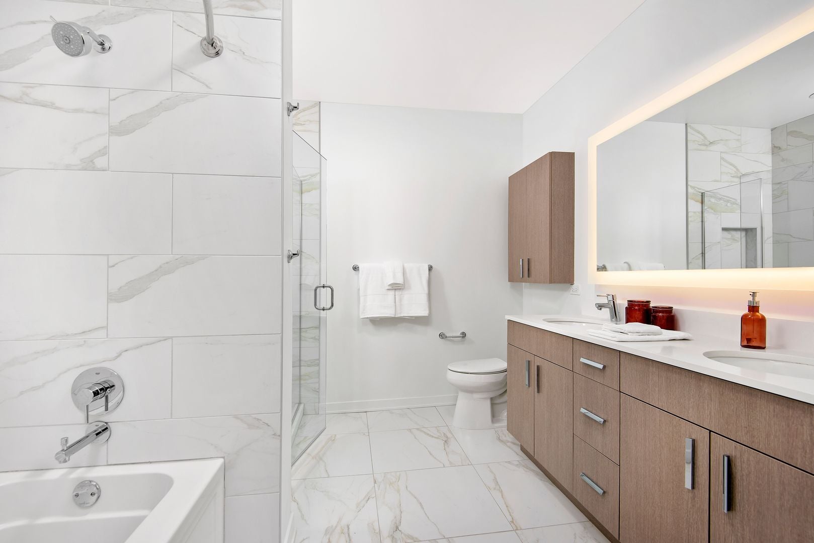 1201 N LaSalle Street 3303