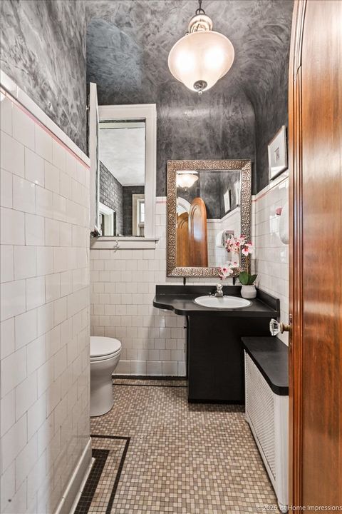 Tiny photo for 9955 S Hamilton Avenue, Chicago, IL 60643 (MLS # 12607181)