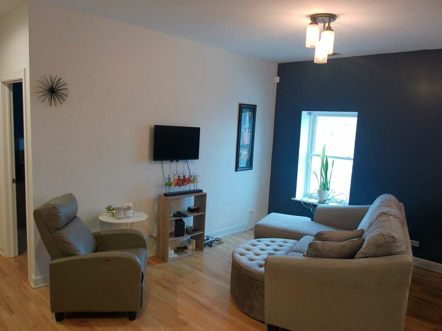 6324 S Kimbark Avenue 405