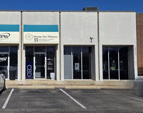 151 S Pfingsten Road T Deerfield IL 60015