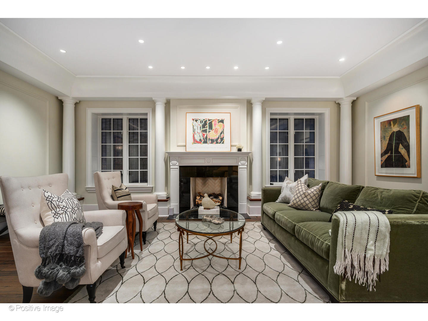 446 W Huron Street