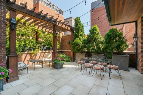 Tiny photo for 446 W Huron Street, Chicago, IL 60654 (MLS # 12502577)