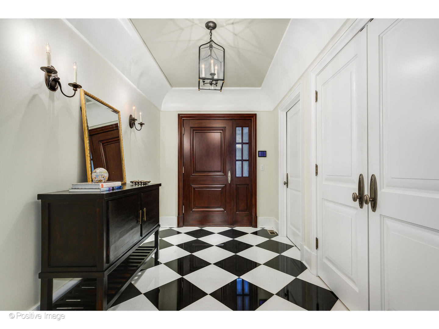446 W Huron Street