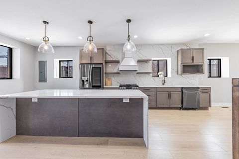 Tiny photo for 3530 W Van Buren Street, Chicago, IL 60624 (MLS # 12618565)