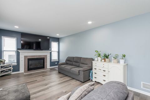 Tiny photo for 2177 W Wicklow Lane, Round Lake, IL 60073 (MLS # 12628609)