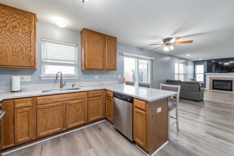 Tiny photo for 2177 W Wicklow Lane, Round Lake, IL 60073 (MLS # 12628609)