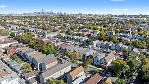 Tiny photo for 4555 S Washtenaw Avenue S, Chicago, IL 60632 (MLS # 12506459)