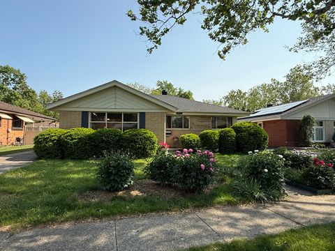 Tiny photo for 10511 Preston Street, Westchester, IL 60154 (MLS # 12479910)