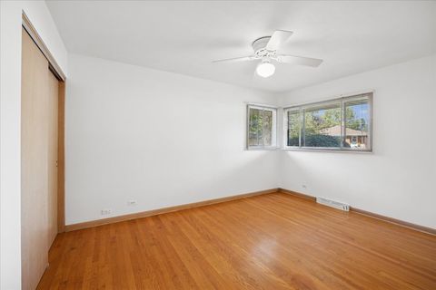 Tiny photo for 10511 Preston Street, Westchester, IL 60154 (MLS # 12479910)