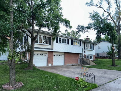 Tiny photo for 9019 Beechnut Road, Hickory Hills, IL 60457 (MLS # 12682778)
