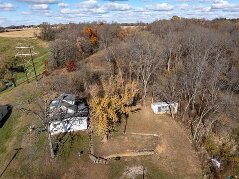 Tiny photo for 4028 Telegraph Road, Davenport, IA 52804 (MLS # 12581022)