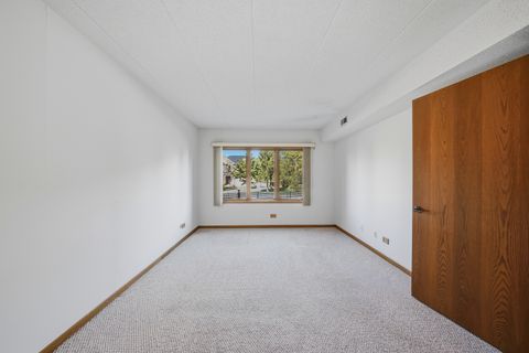 Tiny photo for 440 E Montrose Avenue #107, Wood Dale, IL 60191 (MLS # 12495905)
